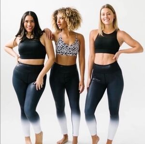 Zyia|B&W Ombre Liquid Leggings